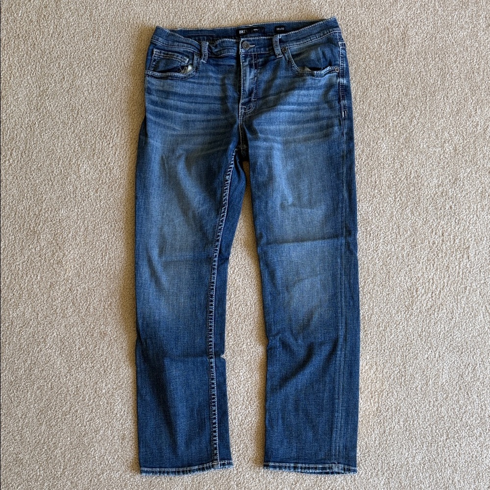 Men's Straight-Leg Jeans in Medium Blue Wash
